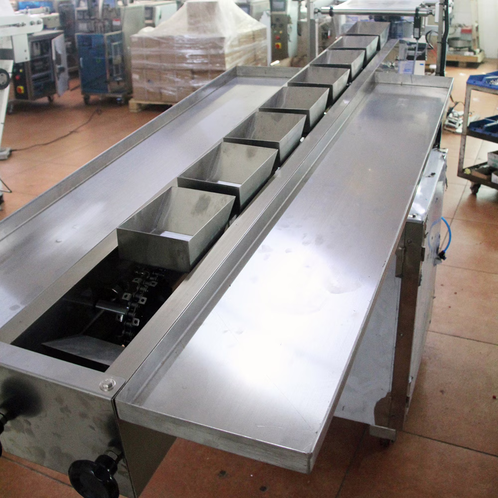 Automatic Desiccated Coconut Chips Dry Fruit Packing Machine 
