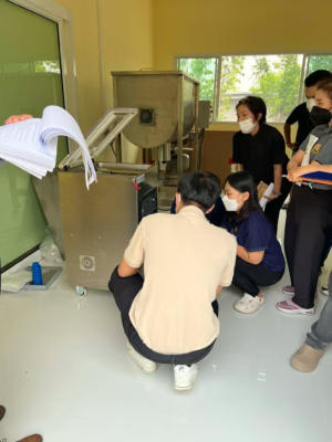 จัดส่ง เครื่องซีลสูญญากาศ vm-400 9 เครื่อง ทั่วไทย