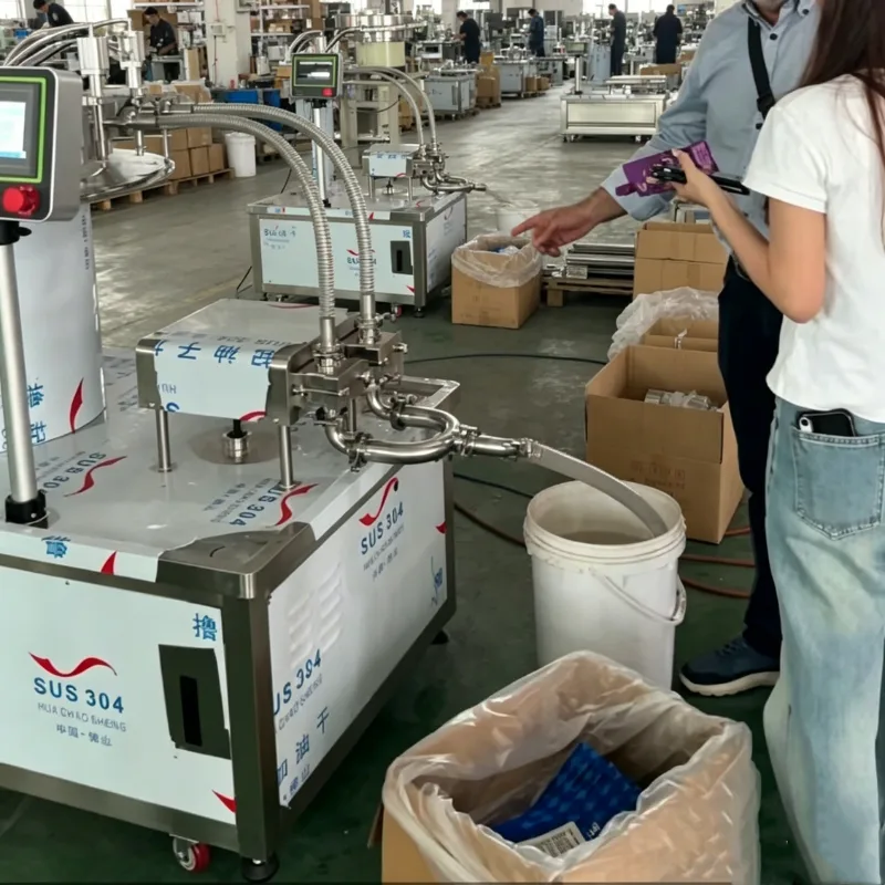 LGD20 Double-head Nozzle Bag Filling and Capping Machine